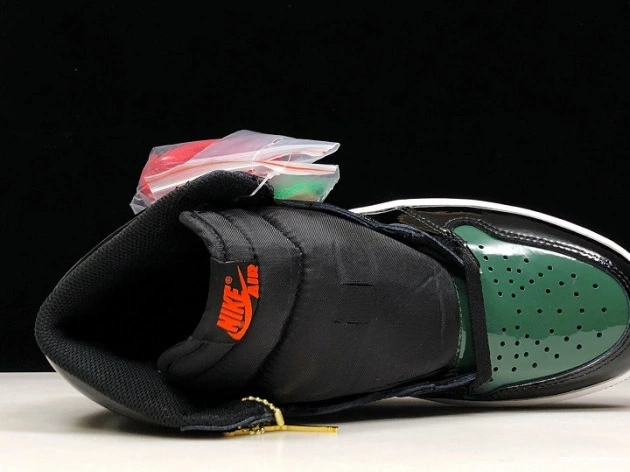 Team 1 OG Black Jordan Air AV3905-038 x SoleFly Orange-Fir Retro High 1011